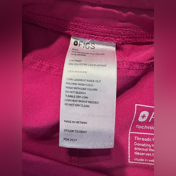 Figs Women’s Raspberry Sorbet Scrub Set-XS/tall Kade Cargo Pants; XXS Casma top - Picture 10 of 13